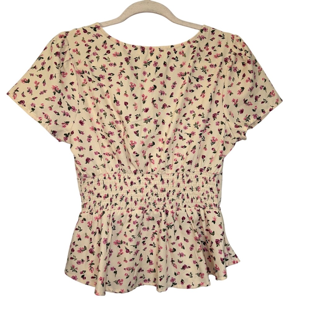 Hint of Blush Womens Floral Peplum Top Cream Pink V-Neck Smocked Back Size M - Picture 3 of 9